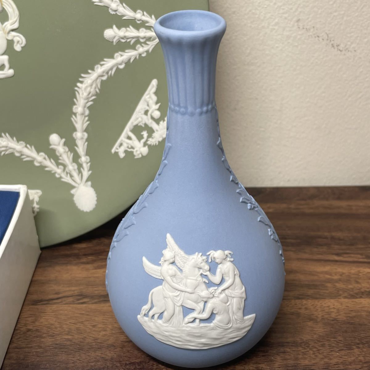 【5点セット】ウェッジウッド WEDGWOOD 小物入れ　一輪挿し　プレート3枚　セット_画像4