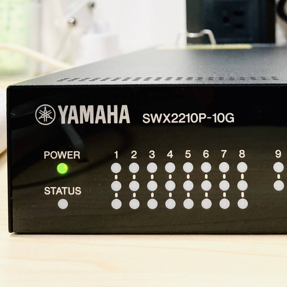 436【通電OK】YAMAHA SWX2210P-10G スマートL2 PoE スイッチ switch 10ポート Web GUI VLAN LANマップ ネットワーク ヤマハ_画像2