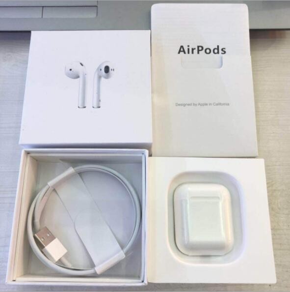 Apple Airpods Apple Air Pods藍牙連接無線耳機MMEF 2J / A 3 原文:Apple Airpods アップル エアーポッズ Bluetooth接続ワイヤレスイヤフォンMMEF2J/A 3