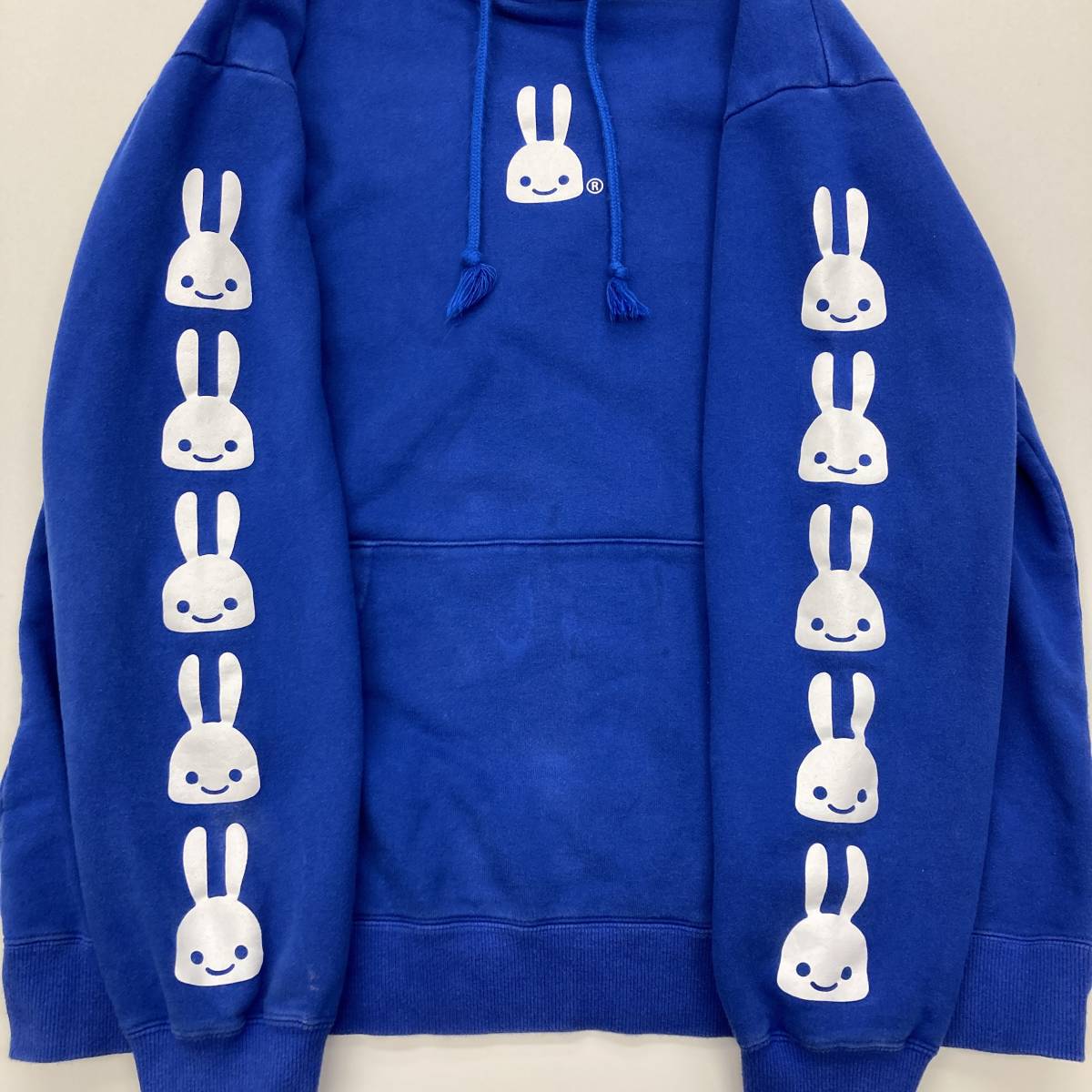 CUNE キューン 袖プリ スウェット パーカー ブルー 青 3サイズ 日本製 ウサギ うさぎ ビッグサイズ トレーナー フーディー 3080382_画像6