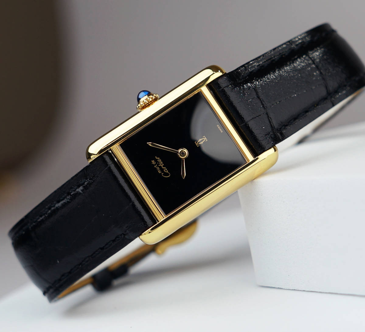 美品 カルティエ マスト タンク ブラック 手巻き SM Cartier 美品 カルティエ マスト タンク ブラック 手巻き SM Cartier