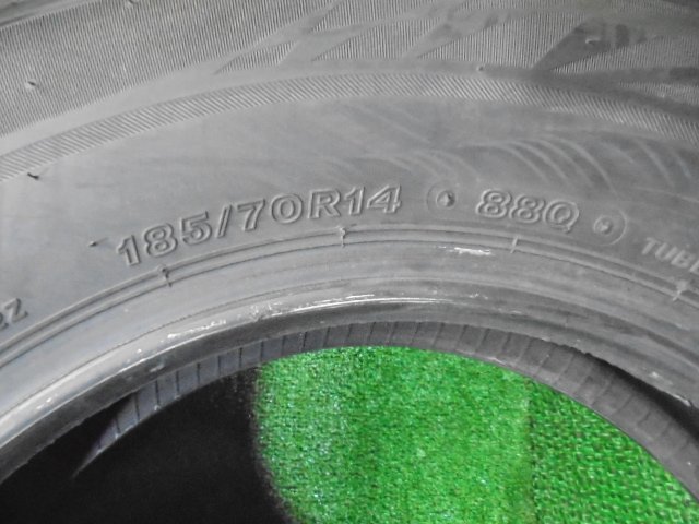 5EW126BF11) 送料無料 新品 未使用品 2021年製 185/70R14 ブリヂストン ブリザックVRX2 14インチスタッドレスタイヤ1本_画像6