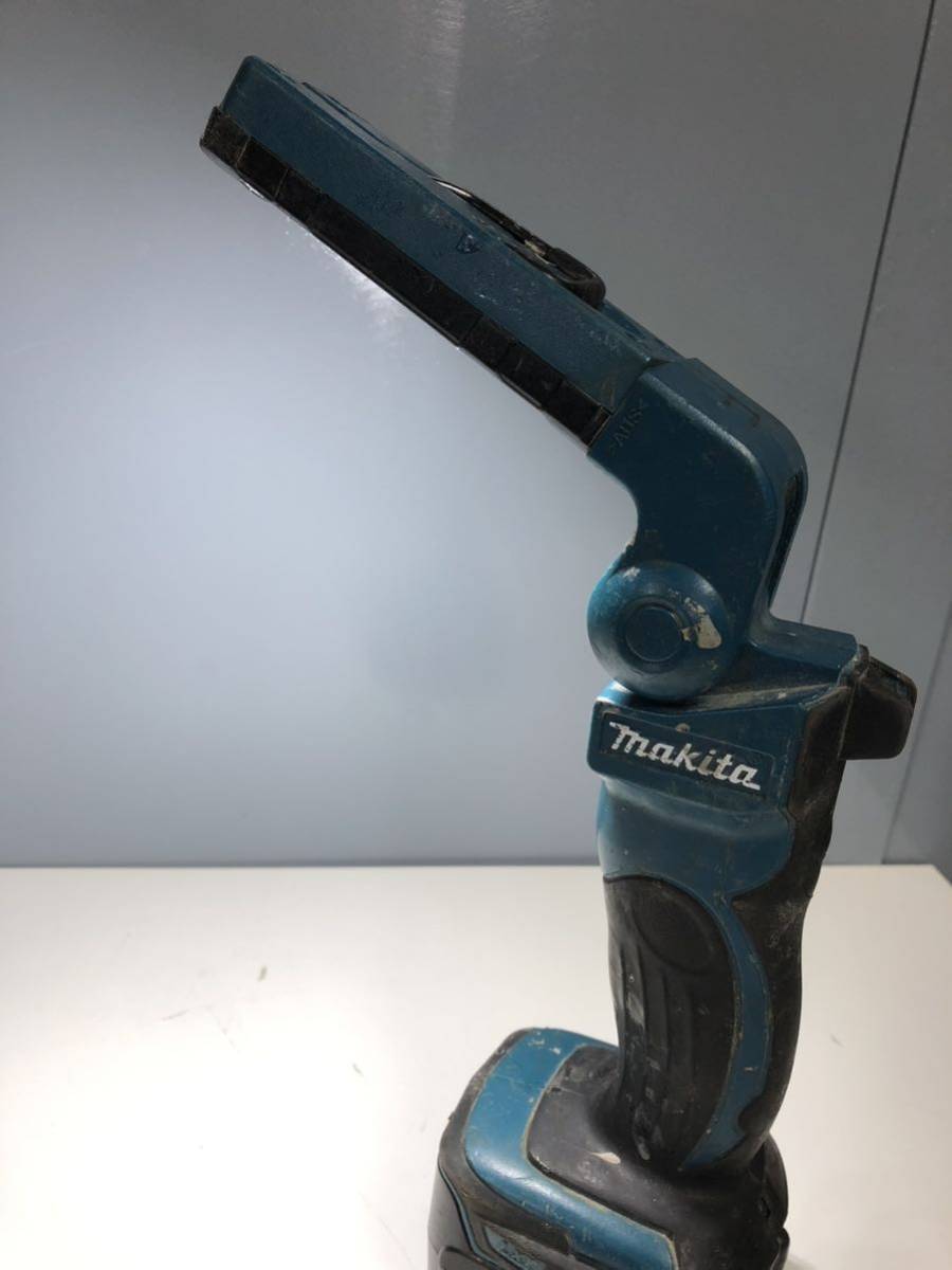 ◎【動作品】マキタ/makita ML801 ワークライト 14.4V/18V 本体のみ 懐中電灯 作業灯LED コードレス 作業ライト 現場ライト 投光器_画像1