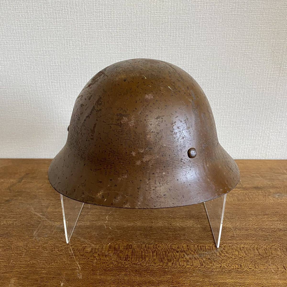 旧日本軍　ヘルメット　鉄帽　鉄兜　ミリタリー　/ 鉄製　陸軍　軍隊　当時物_画像5