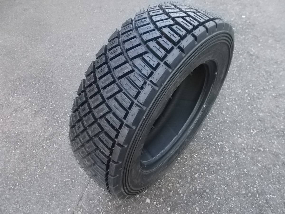 激安！ほぼ新品！ ダート用タイヤ 195/65R15 2本 ダンロップ ディレッア 88R DT-LR 補修や流用にもどうぞ_画像2