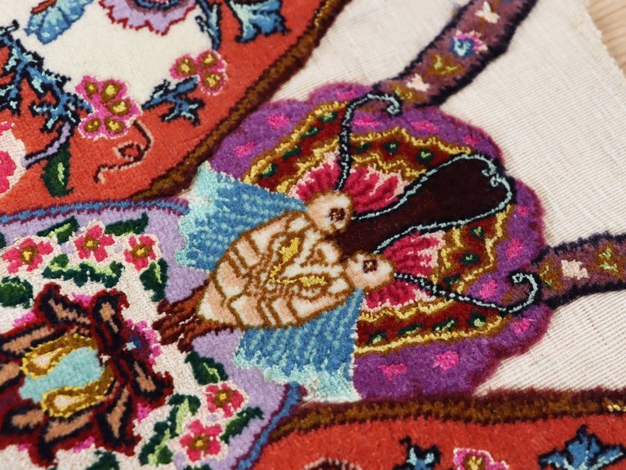 魁◆最高級厳選 本物保証 ペルシャ絨毯 イラン タブリーズ産 パルヴァン ウール&シルク 95×75㎝ バタフライ 蝶々_画像3
