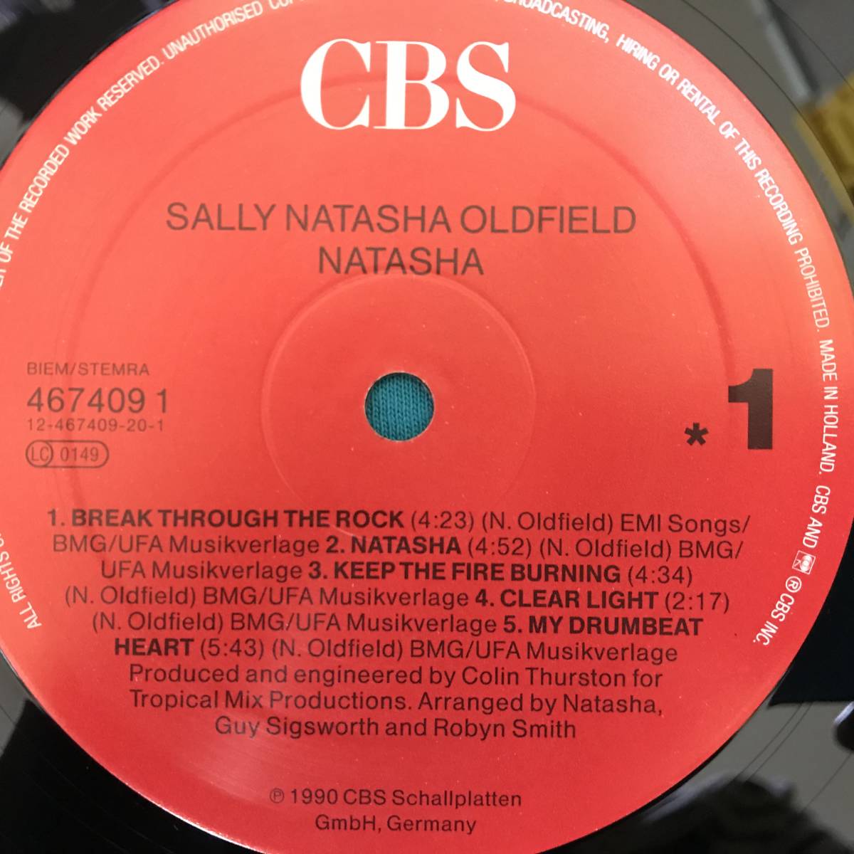 LP●Sally Natasha Oldfield / Natasha EUROPEオリジナル盤 CBS 467409 1_画像3