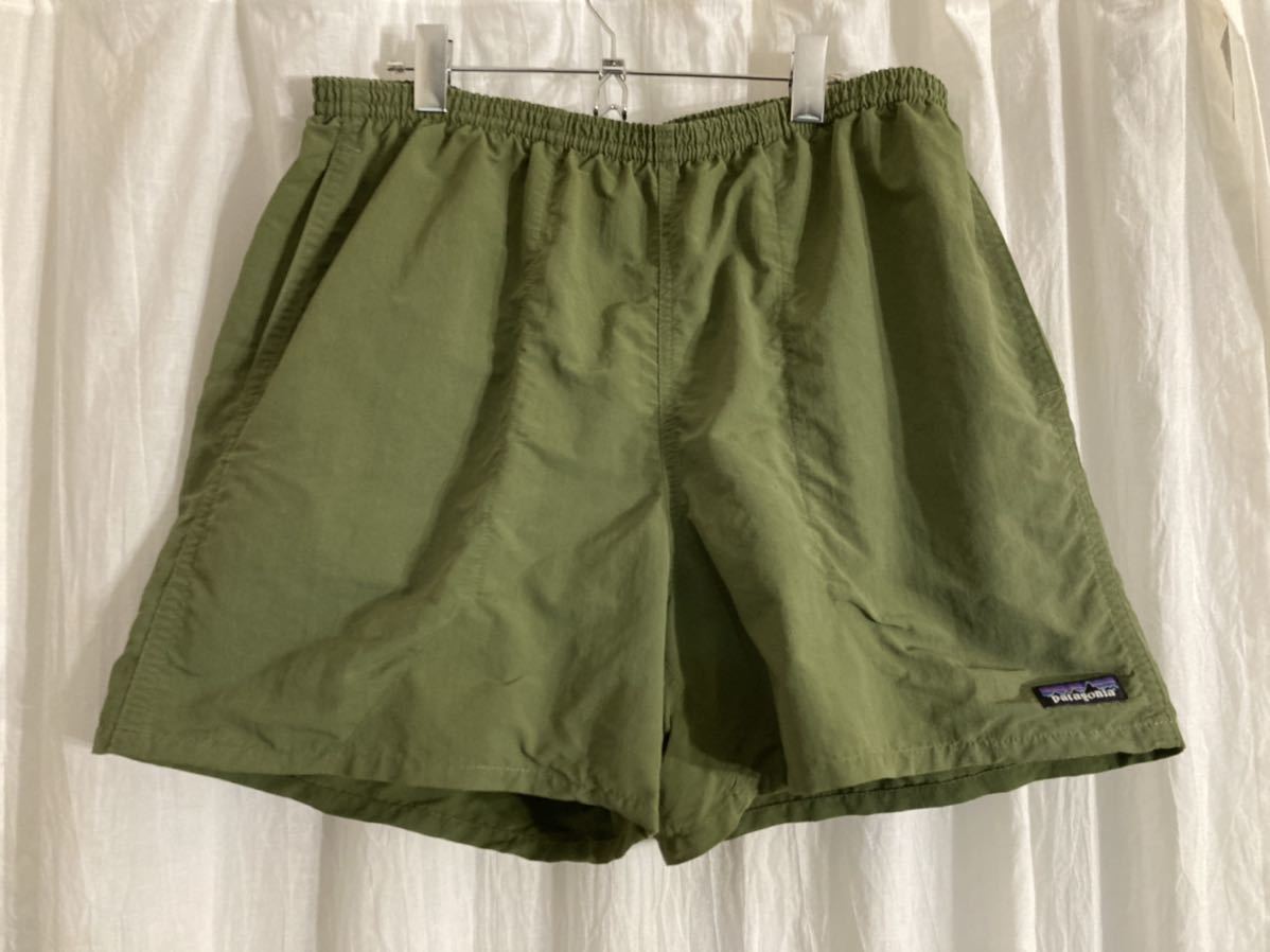 中古 2018年製 メンズL patagonia バギーズショーツ 5インチ SPTG Green グリーン 緑 カーキ パタゴニア バギーズ baggies shorts dil