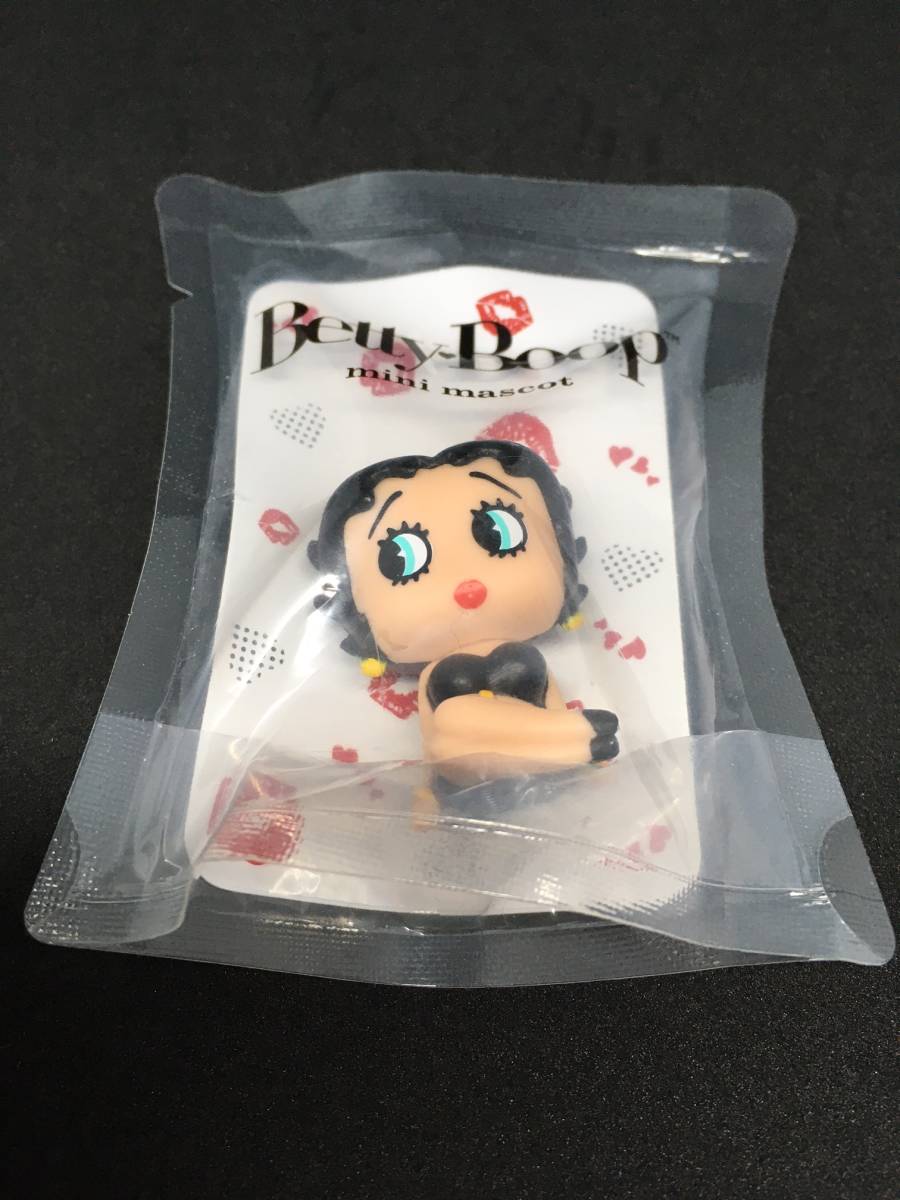 Betty Boop/ベティーブープ　ミニマスコット☆彡　ブラック☆　ベティ　フィギュア　新品未開封品_表