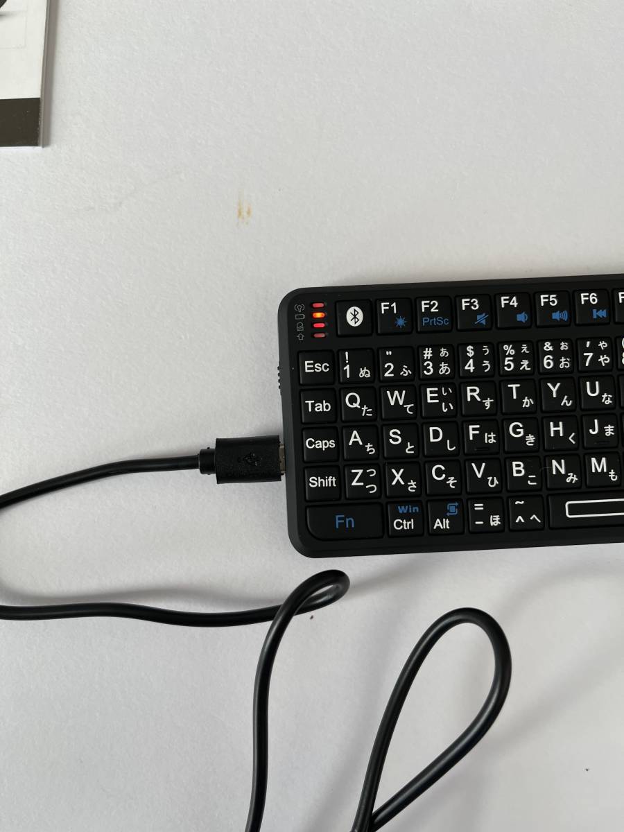 「一円スタート」【Ewin】ミニ bluetooth キーボード Mini Bluetooth keyboard タッチパッドを搭載 「１円」 GOS01_0610_画像3