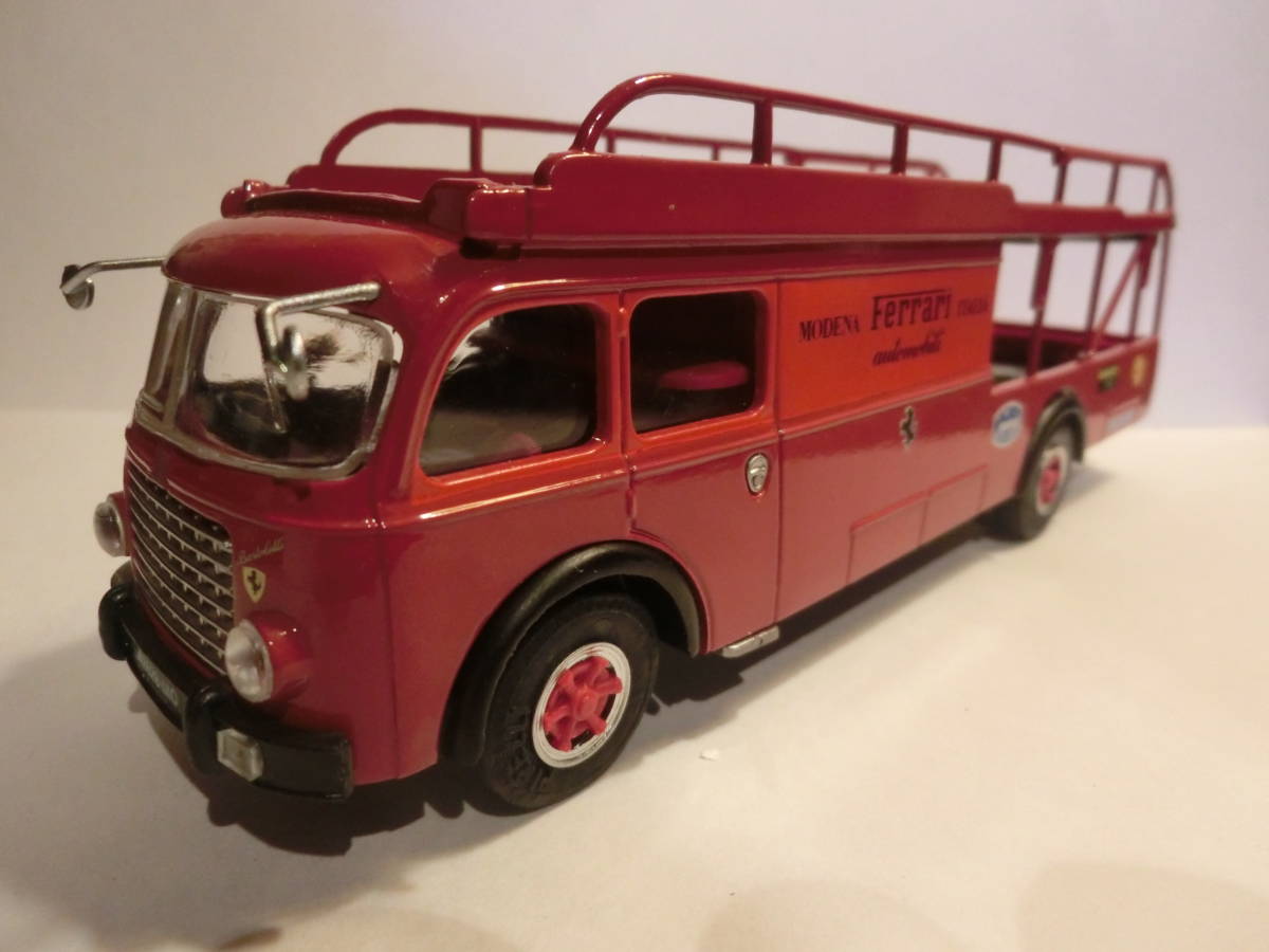 【税込?送料無料】 Yahoo!オークション - OLD BARS 1/43 フェラーリ トランス ブルム