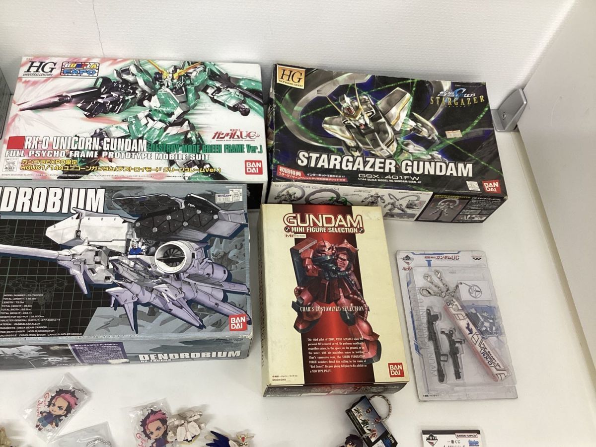 【現状】 ガンダムシリーズ グッズ まとめ売り MG 1/100 RB-79 ボール ガンプラ フィギュア クリアファイル タンブラー 他_画像3