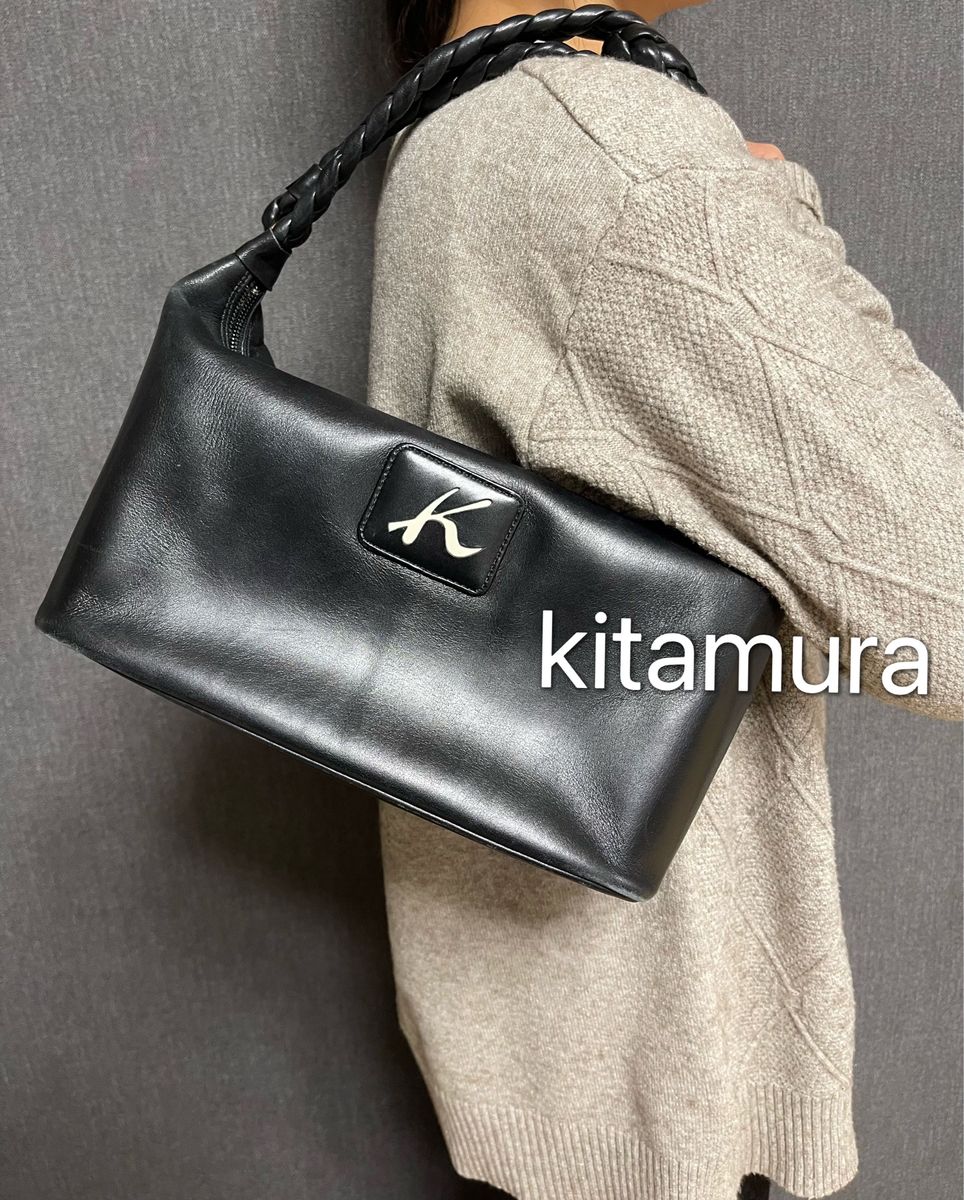 キタムラ kitamura 編み込み レザー ショルダーバッグ ブラック ロゴ
