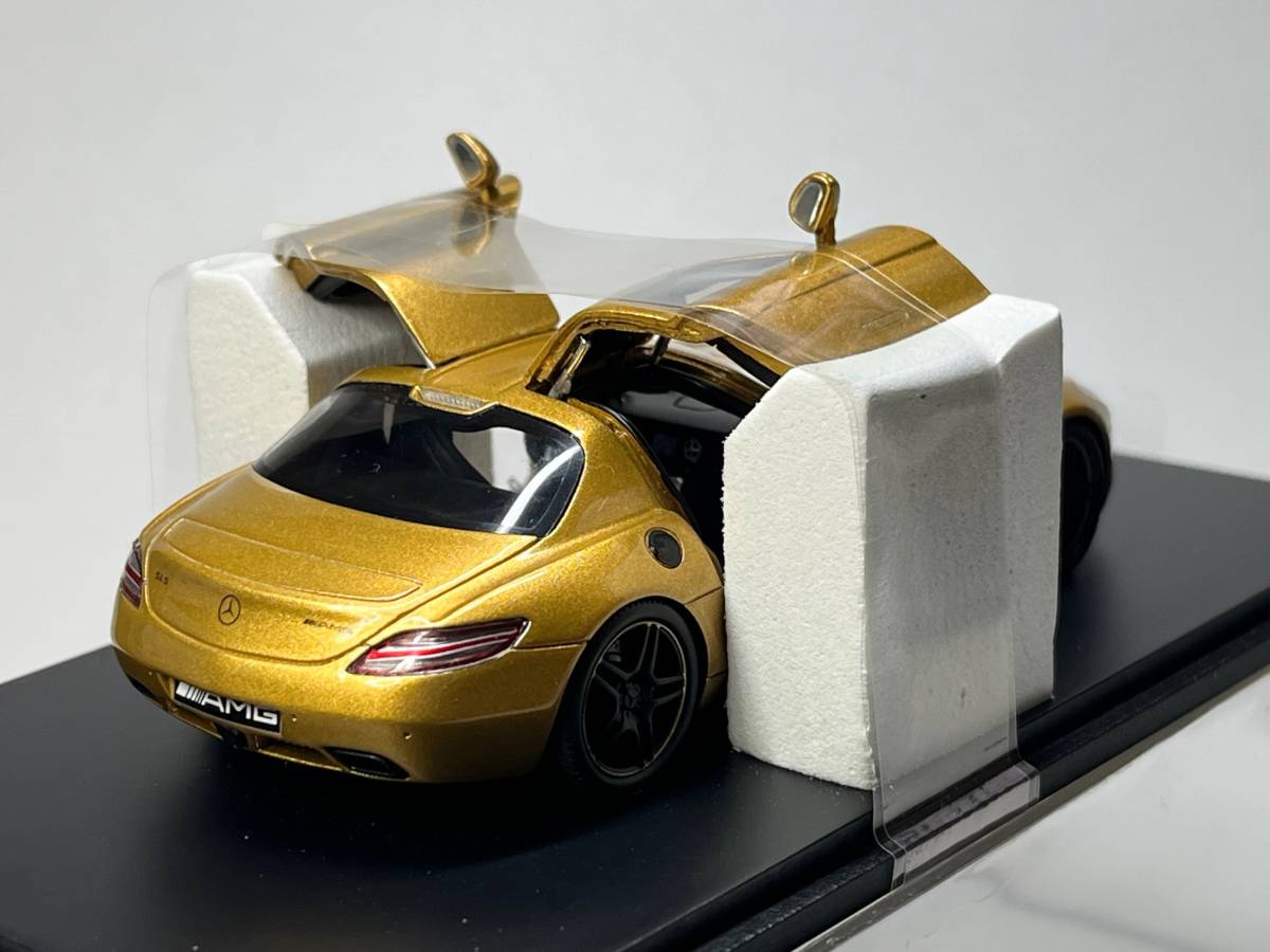 SPARK 1/43 MERCEDES-BENZ SLS AMG 2009 REF.S1023_画像4