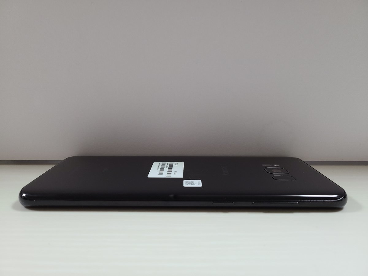 　★【35759WM】 完動品 au SCV35 SAMSUNG Galaxy S8+ ミッドナイトブラック SIMロック解除済 1円 ! 1スタ！_画像5