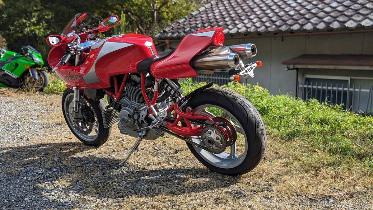 ★☆DUCATI 　MH900e 世界限定2000台　　車検満付き！！☆★_画像6