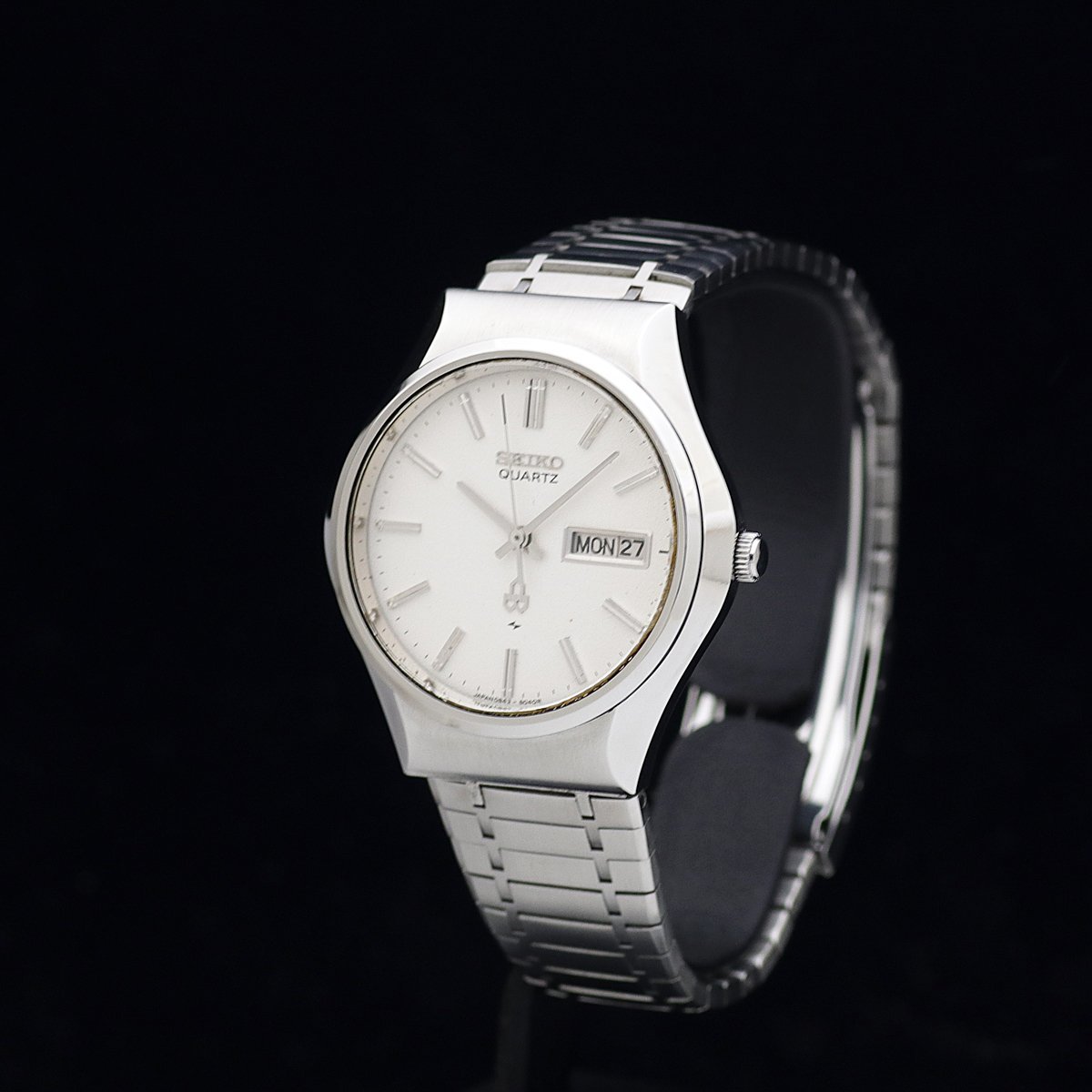 美品 SEIKO セイコー クォーツ デイデイト 0843-8040 SS メンズ シルバー文字盤 1970年代_画像2