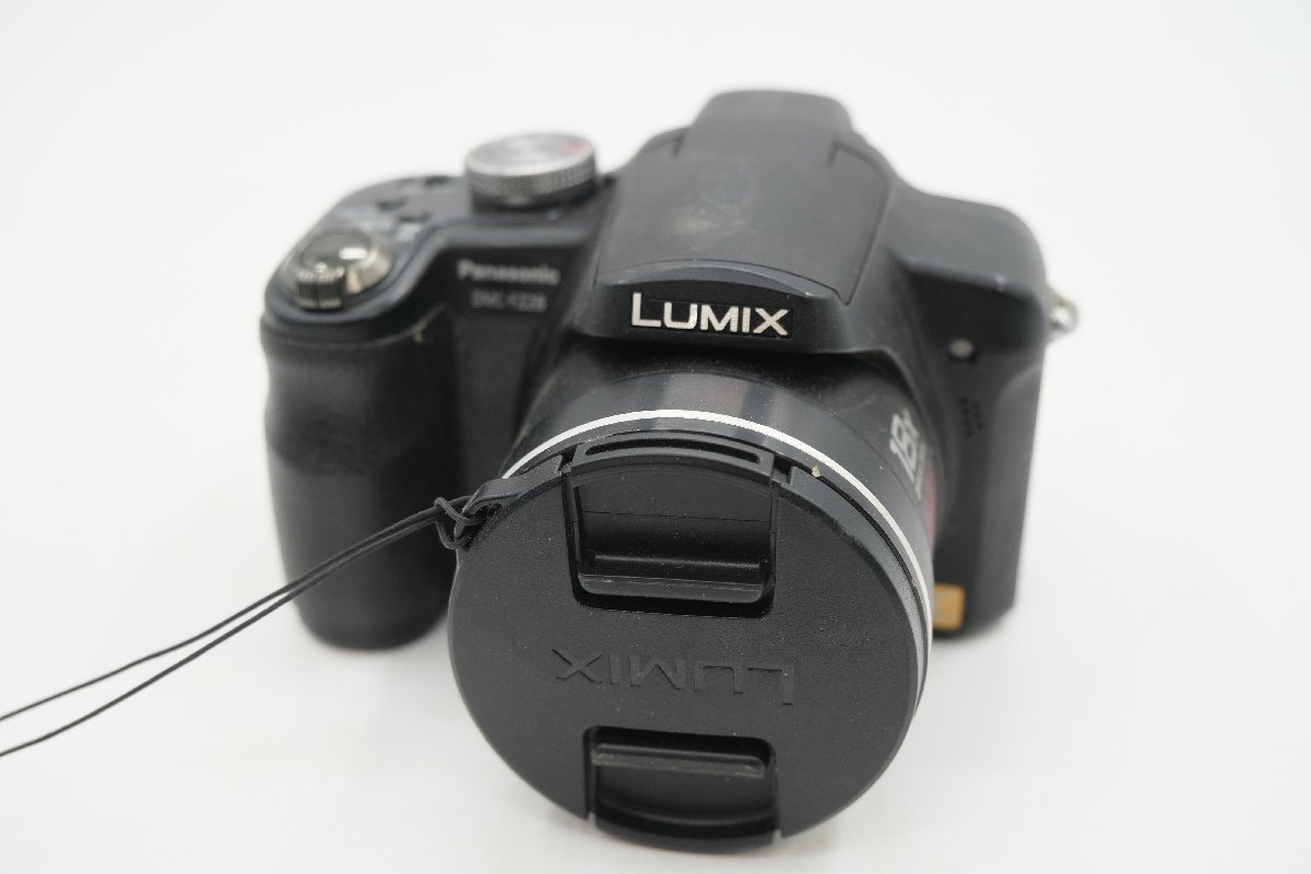 【z24121】Panasonic パナソニック LUMIX ルミックス DMC-FZ28 コンパクトデジタルカメラ 未確認 箱付き 格安スタート_画像2