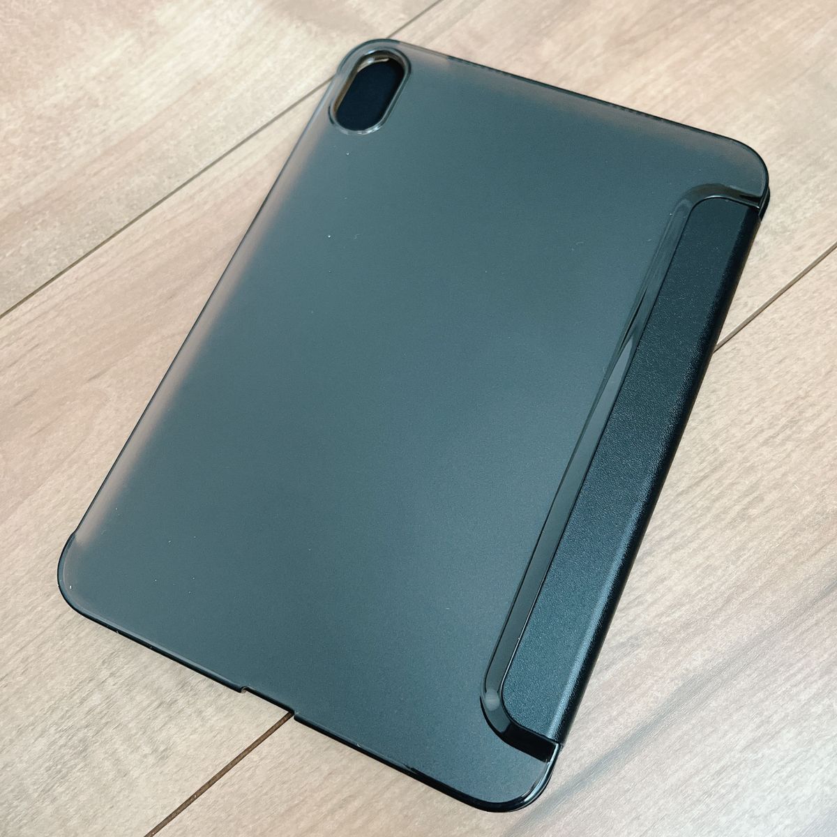 Spigen iPad Mini6 ケース 2021 三つ折りケース