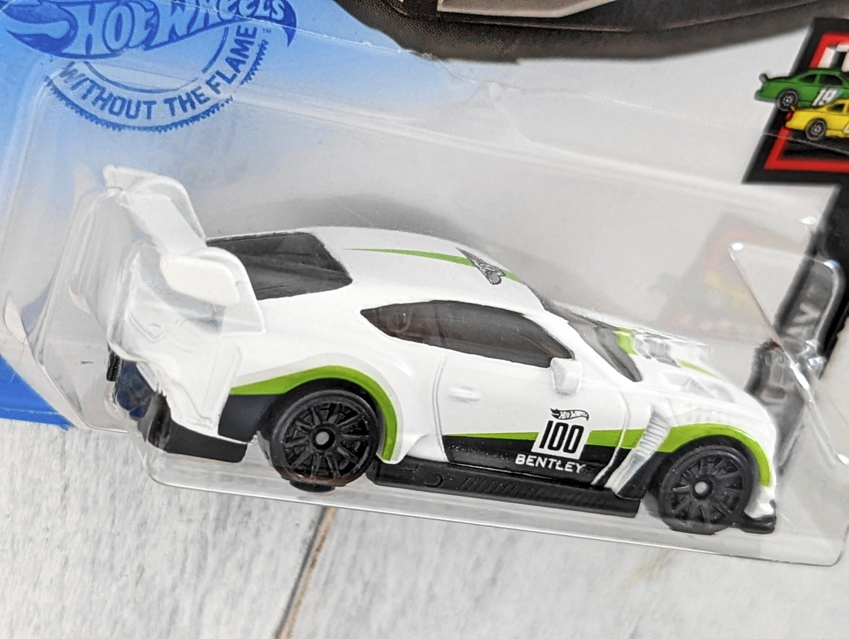 ベントレー コンチネンタル ＧＴ３ '18 BENTLEY CONTINENTAL GT3 白■2021 US版 HOT WHEELS ホットウィール_画像3