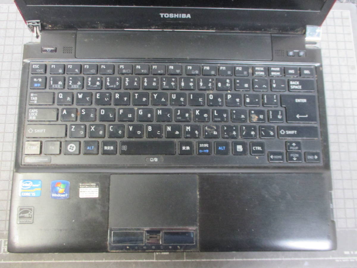 TOSHIBA dynabook R731/E27ER ＨＤＤレス　画面割れ　ノートPC　ジャンク扱いでお願いします。　　　a303_画像6