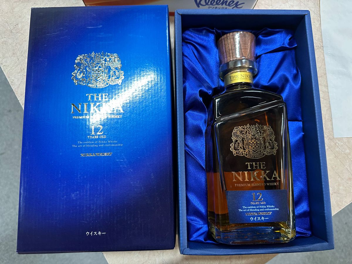 終売品　ザ　ニッカ　12年　700ml 箱付き ウイスキー THE NIKKA WHISKY ニッカ