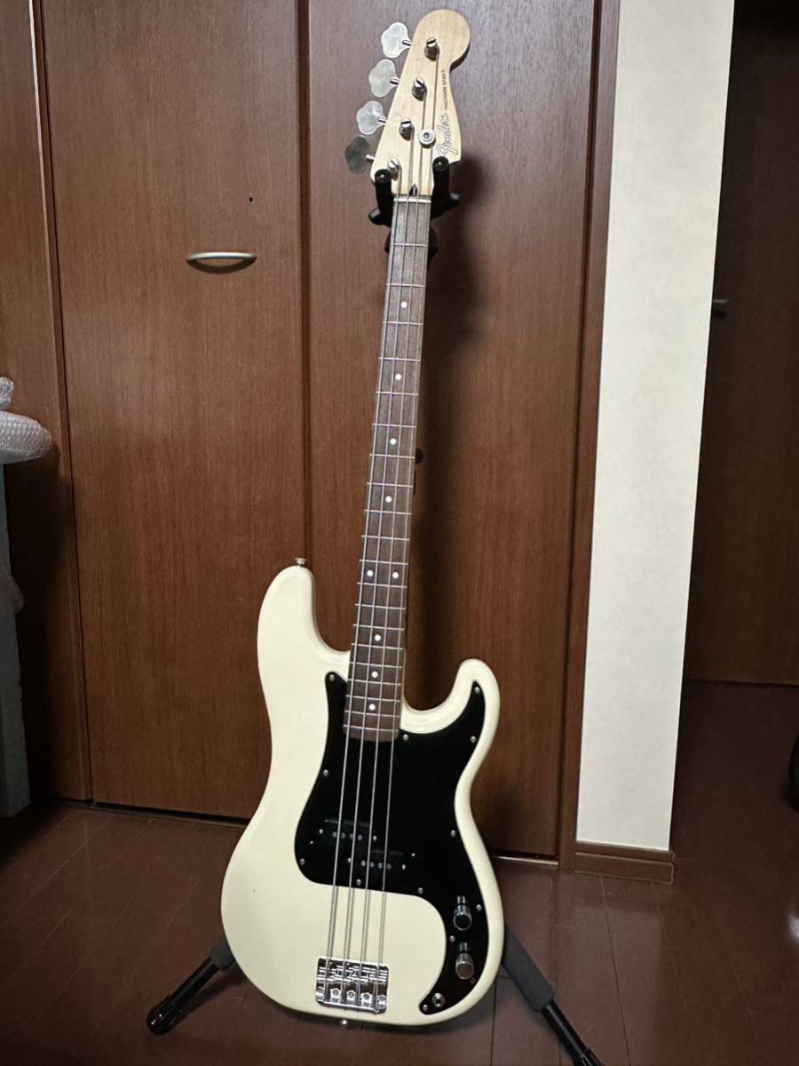 Fender japan Precision Bass フェンダージャパン　プレシジョンベース　社外ハードケース付き_画像1