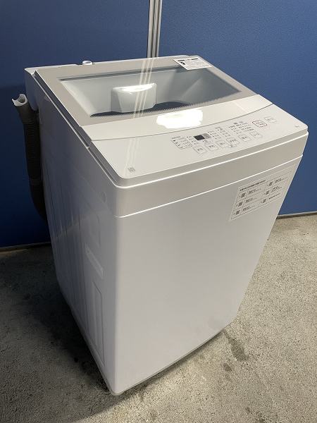 【美品】ニトリ 6.0kg洗濯機 NTR60 2022年製 通電確認済み シンプルなホワイトデザイン。 オシャレなガラス蓋 静音 デザイン◎_画像1