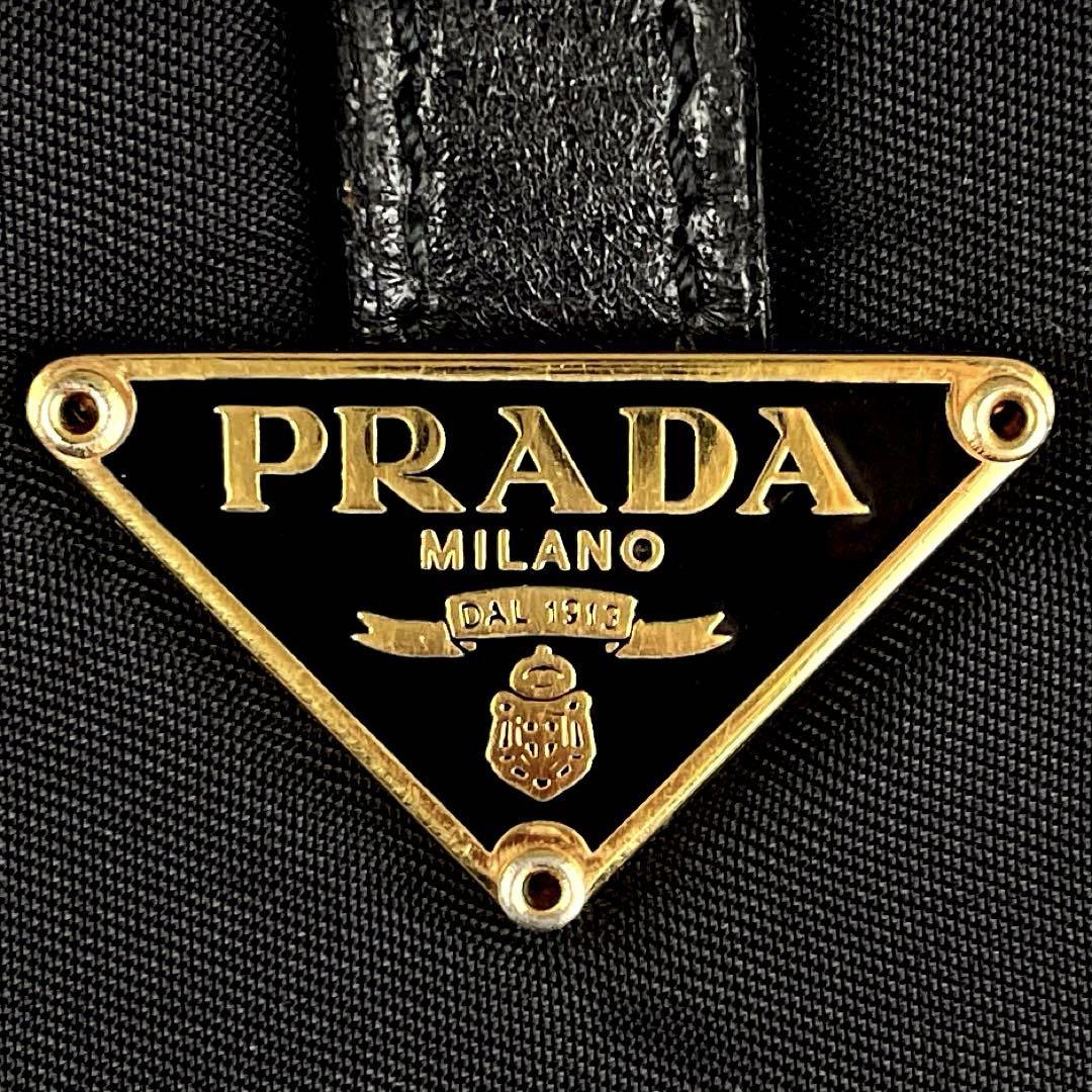 ❤️PRADA プラダ❤️アクセサリーポーチ 三角ロゴ ナイロン ゴールド金具-