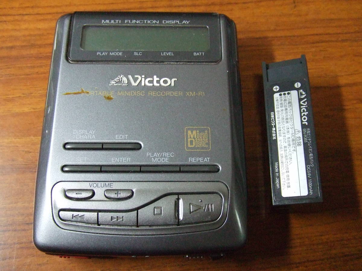 f627 victor/ビクター ポータブルMDレコーダー XM-R1 中古 本体　ジャンク_画像1