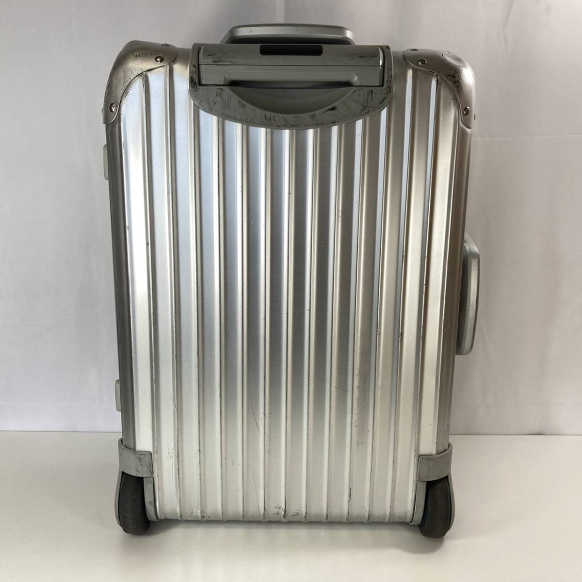 希少 人気 RIMOWA リモワ TOPAS トパーズ 920.52　32L　2輪 キャリーケース シルバー 現状品_画像2