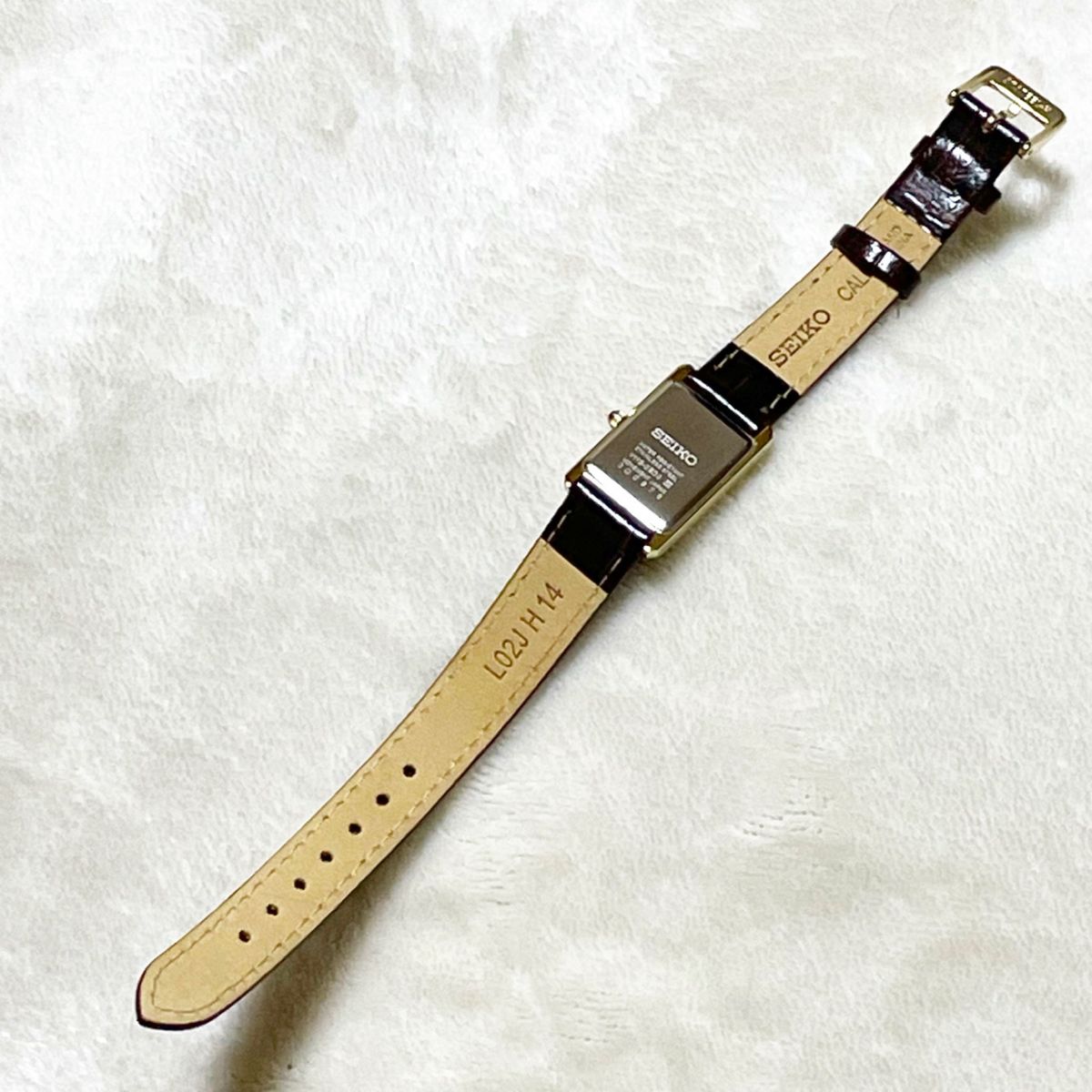 極美品 箱付き 稼動 SEIKO SOLAR SUP252 レクタンギュラー 極美品 箱付き 稼動 SEIKO SOLAR SUP252 レクタンギュラー