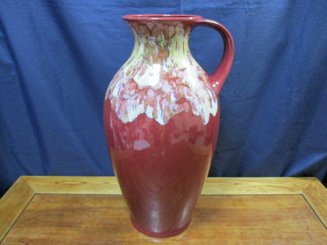 * west Germany 1970 year about Bay Keramik keep hand attaching vase ceramics ornament flower base flower vase ornament . Vintage interior *