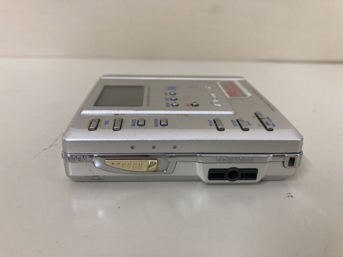 ジャンク扱い Pioneer ポータブル MD レコーダー PMD-R77 動作 ジャンク扱い Pioneer ポータブル MD レコーダー PMD-R77 動作