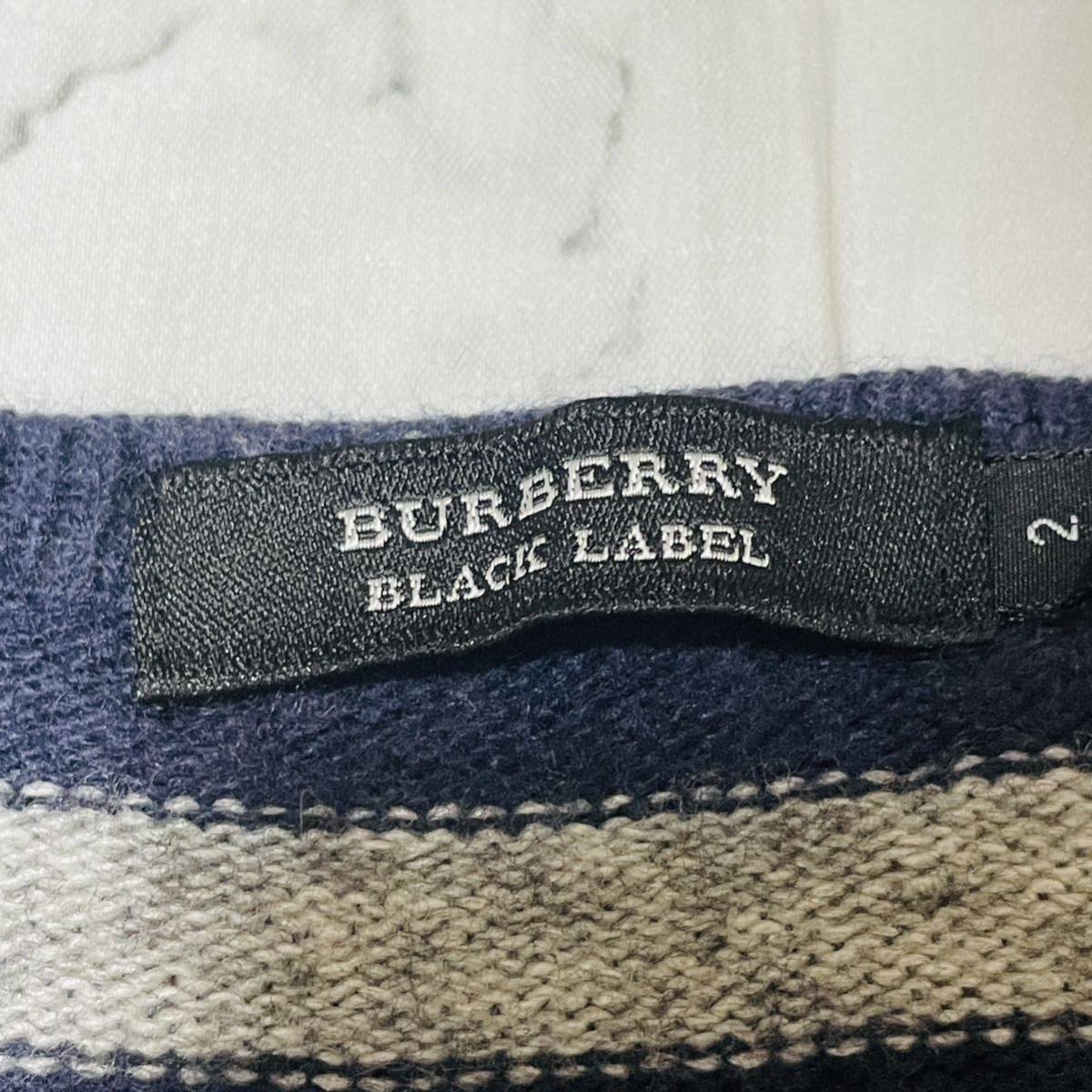 激レア！10周年記念限定■プレミアムVネックニット　サイズM▼バーバリーブラックレーベル BURBERRY BLACK LABEL ボーダー ワッペン_画像3