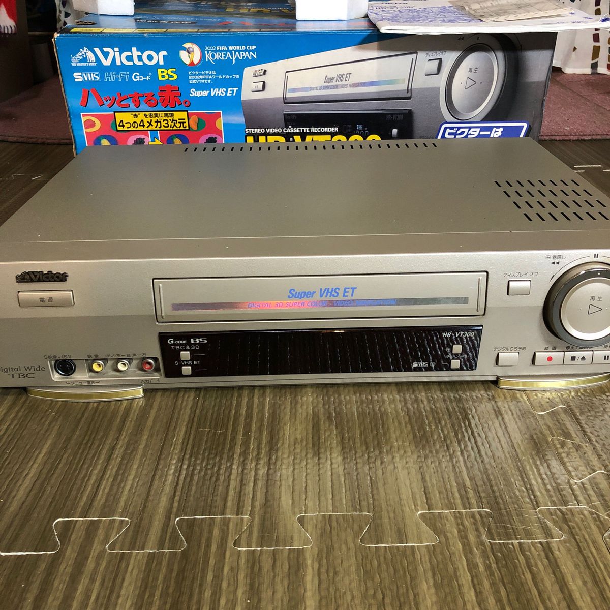 ビクター S-VHS ビデオデッキ JVC HR-VT300 美品です|Yahoo ビクター S-VHS ビデオデッキ JVC HR-VT300 美品です|Yahoo