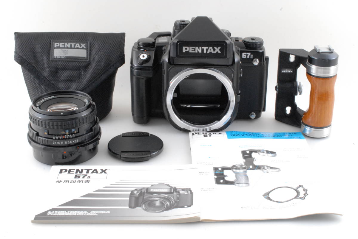 【美品 保障付 動作確認済】Pentax 67 II Film Camera w/ 67 90mm 2.8 + Wood Grip ペンタックス 中判カメラ レンズ 木製グリップ Q6006