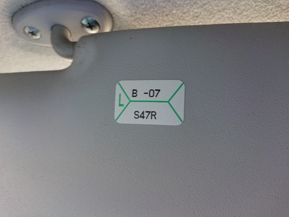 [psi] Nissan SK22VN Vanette left sun visor H11 year 