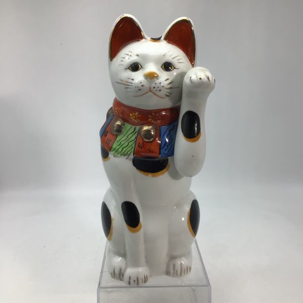 1225 時代物 招き猫 陶磁器 高さ約27cm 瀬戸焼 彩色 縁起物 珍しい かわいい 猫置物 整った顔立ち_画像1
