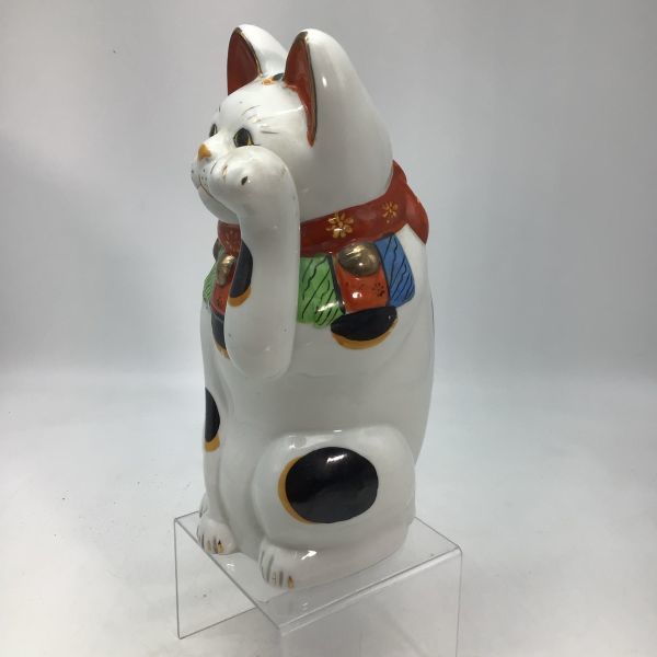 1225 時代物 招き猫 陶磁器 高さ約27cm 瀬戸焼 彩色 縁起物 珍しい かわいい 猫置物 整った顔立ち_画像2