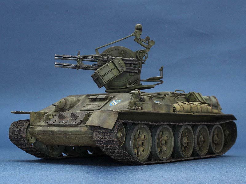 ■完成品■ ドラゴン＋モンモデル 1/35 ボスニア軍 Ｔ-３４ AA-GUN 対空自走砲_画像5