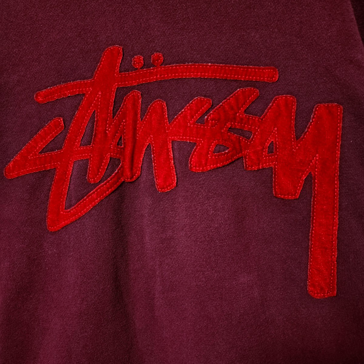 超希少》STUSSY ステューシー パーカー えんじ 刺繍ロゴ 超希少》STUSSY ステューシー パーカー えんじ 刺繍ロゴ