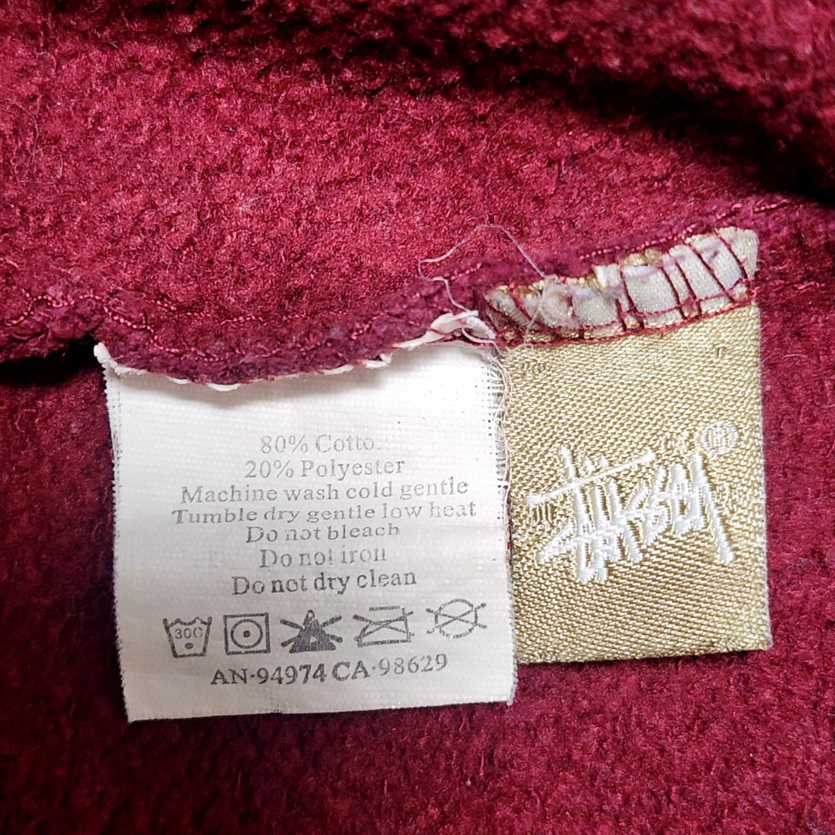 超希少》STUSSY ステューシー パーカー えんじ 刺繍ロゴ センター L