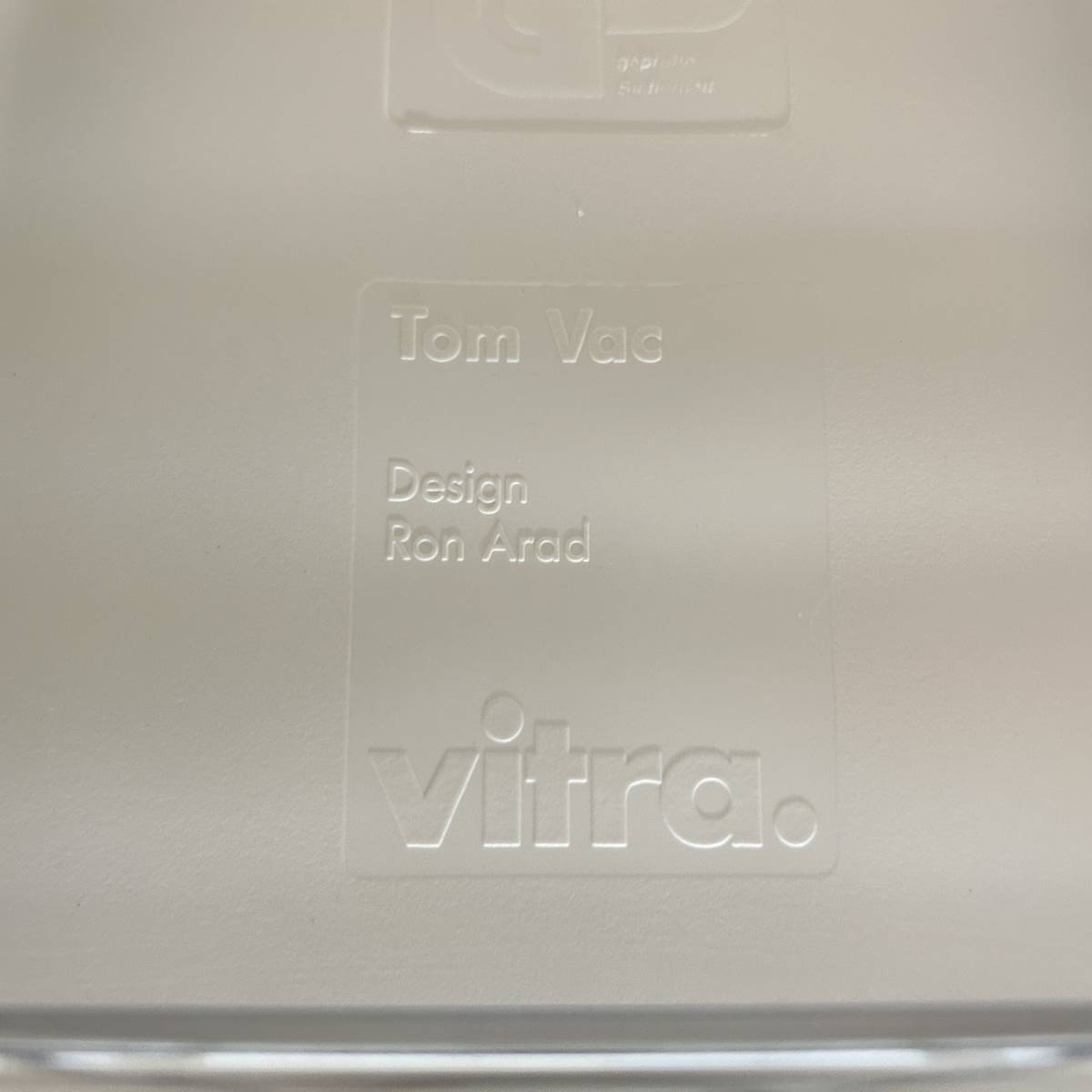 【中古】Vitra ミーティングチェア Tom Vac スタッキング ホワイト_画像8