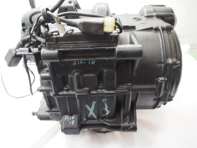 GPZ900RニンジャNINJAエンジンの腰下 クランクケース クランクシャフトZX900A ZX900AE_画像8