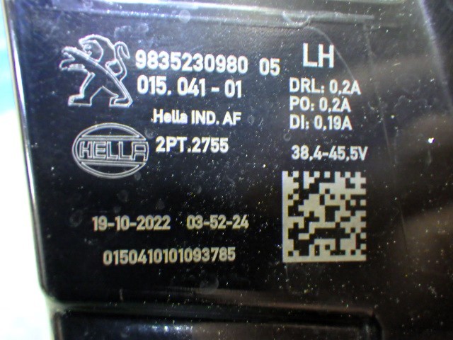 S1526　プジョー　308　P51　P52　左　LED　デイライト　9835230980　美品_画像3