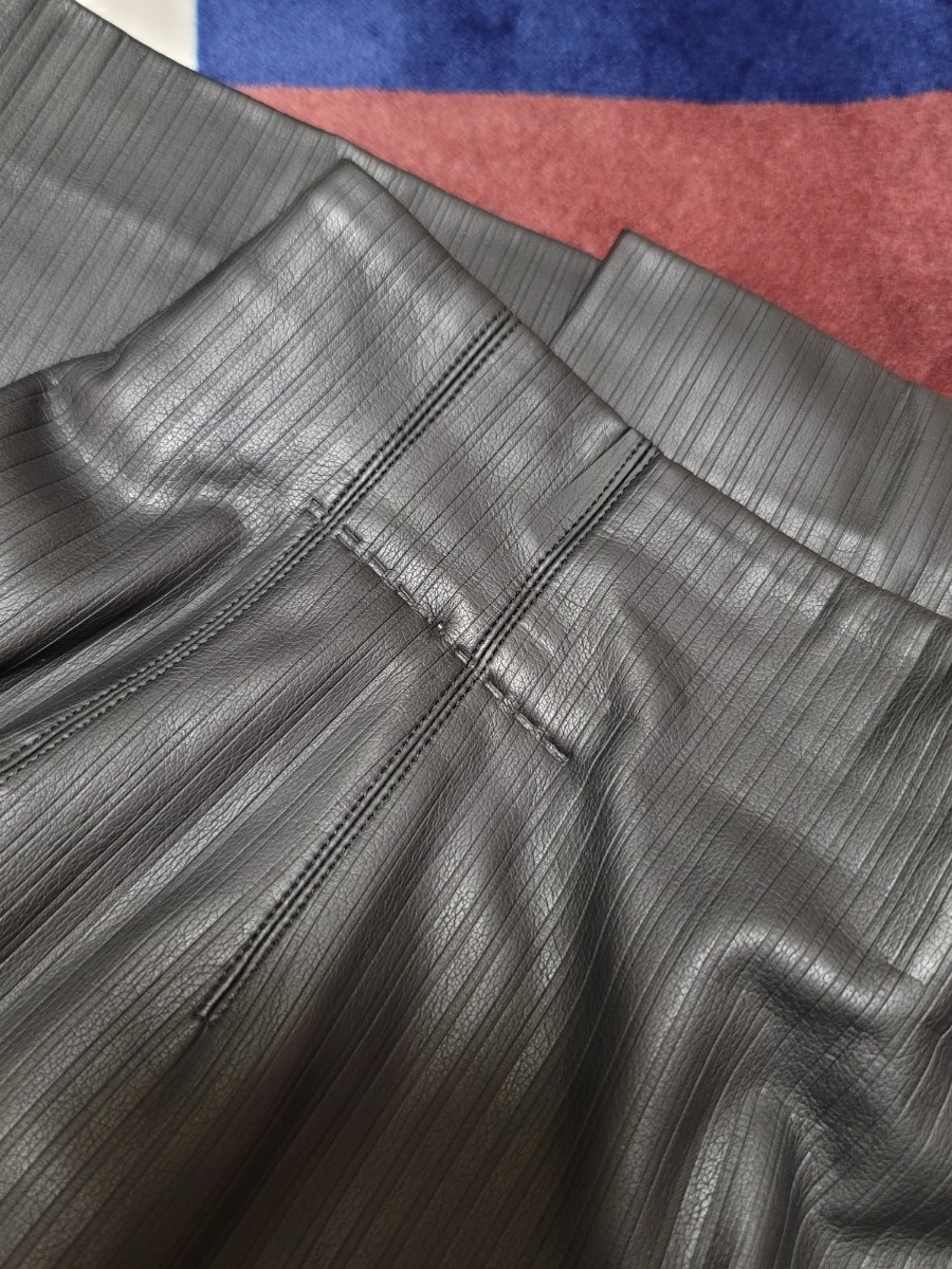 【Christian Dior】クリスチャンディオール スカート ブラック LL フェイクレザー_画像4