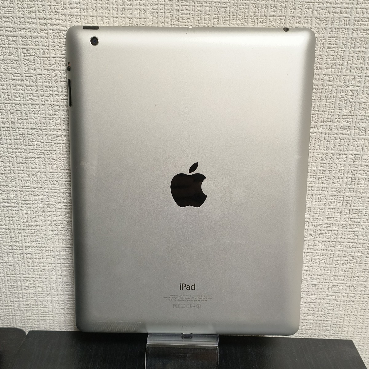 【1円スタート】Apple iPad 第4世代 WiFiモデル 64GB ジャンク品 送料無料_画像2