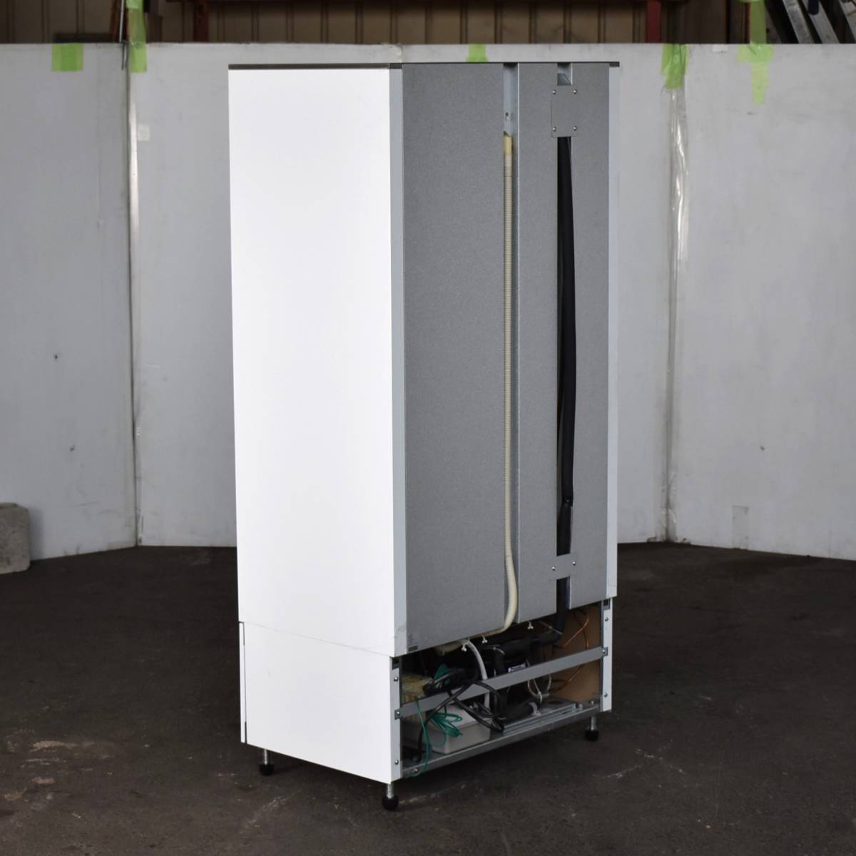 2022年製 大和冷機 箱型ショーケース 231LAU-15 幅70cm AC100V 冷蔵ショーケース 簡易動作確認済 現状品『引取歓迎』yt1011ジ 51104-09+_画像3