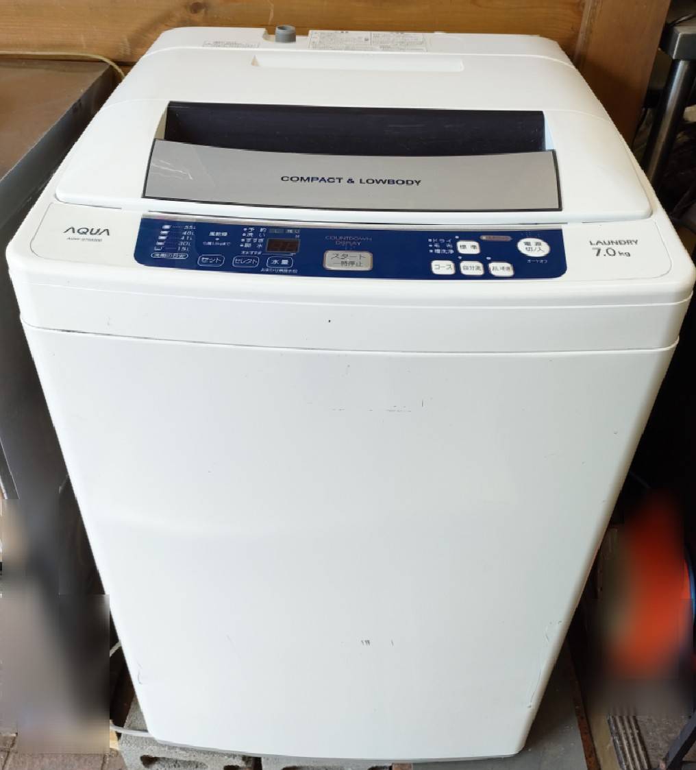 ハイアールアクア 　全自動電気洗濯機　 AQW-S70A　 2012年製_画像1